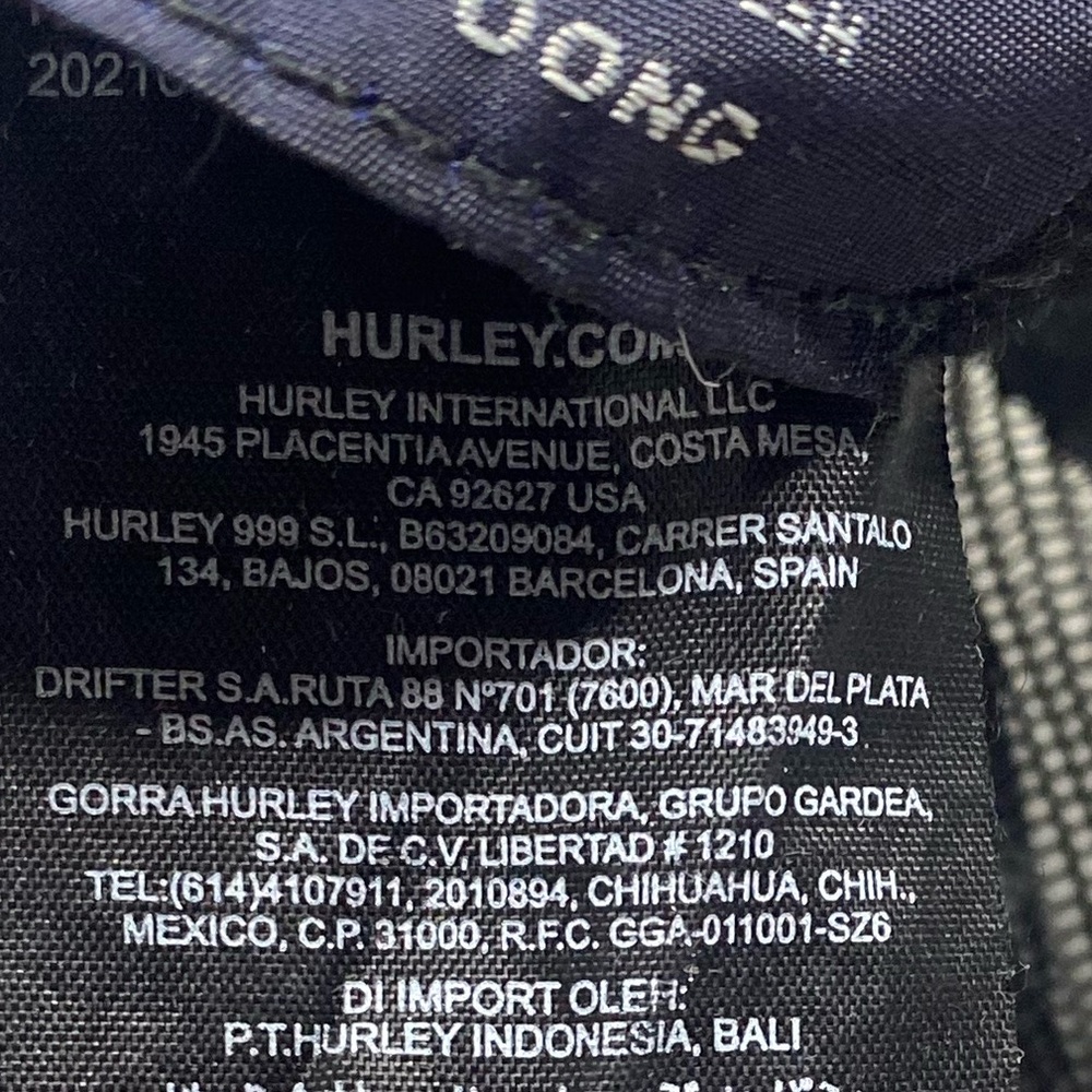 Black Hurley trucker hat‎ - Picture 7 of 7